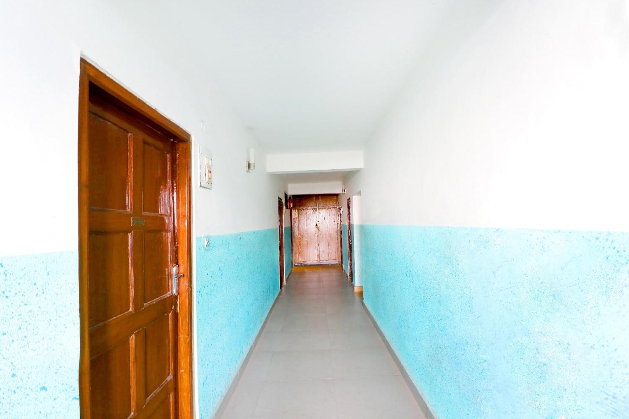 Oyo 45337 Hotel Woodland Shimla Exterior photo